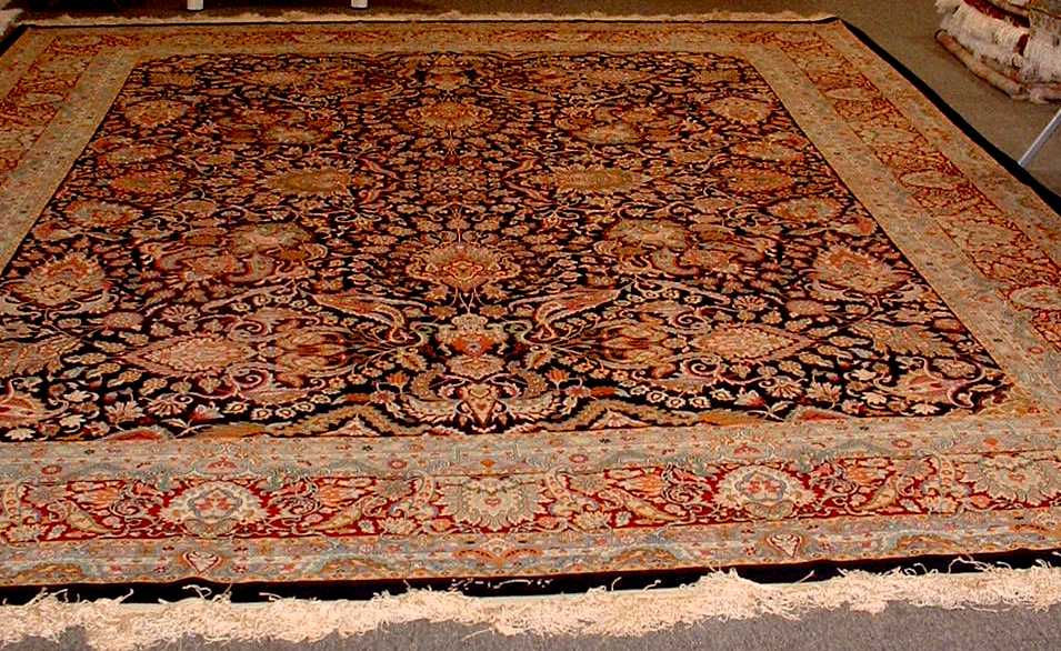 Shoar Carpet Gallery at Kish Carpet Festival 2005 