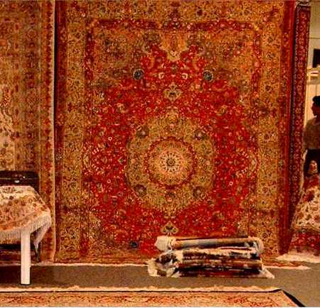 Shoar Carpet Gallery at Kish Carpet 2005Festival 