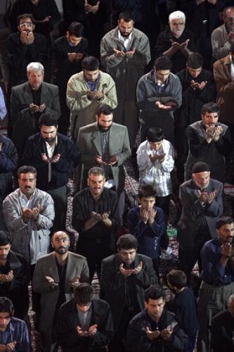 Prayer at Jamkaran the Mosque of Imam Zaman